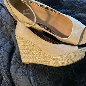 Wedges Beige purchased and worn  before a knee injury. Clean make me an offer.